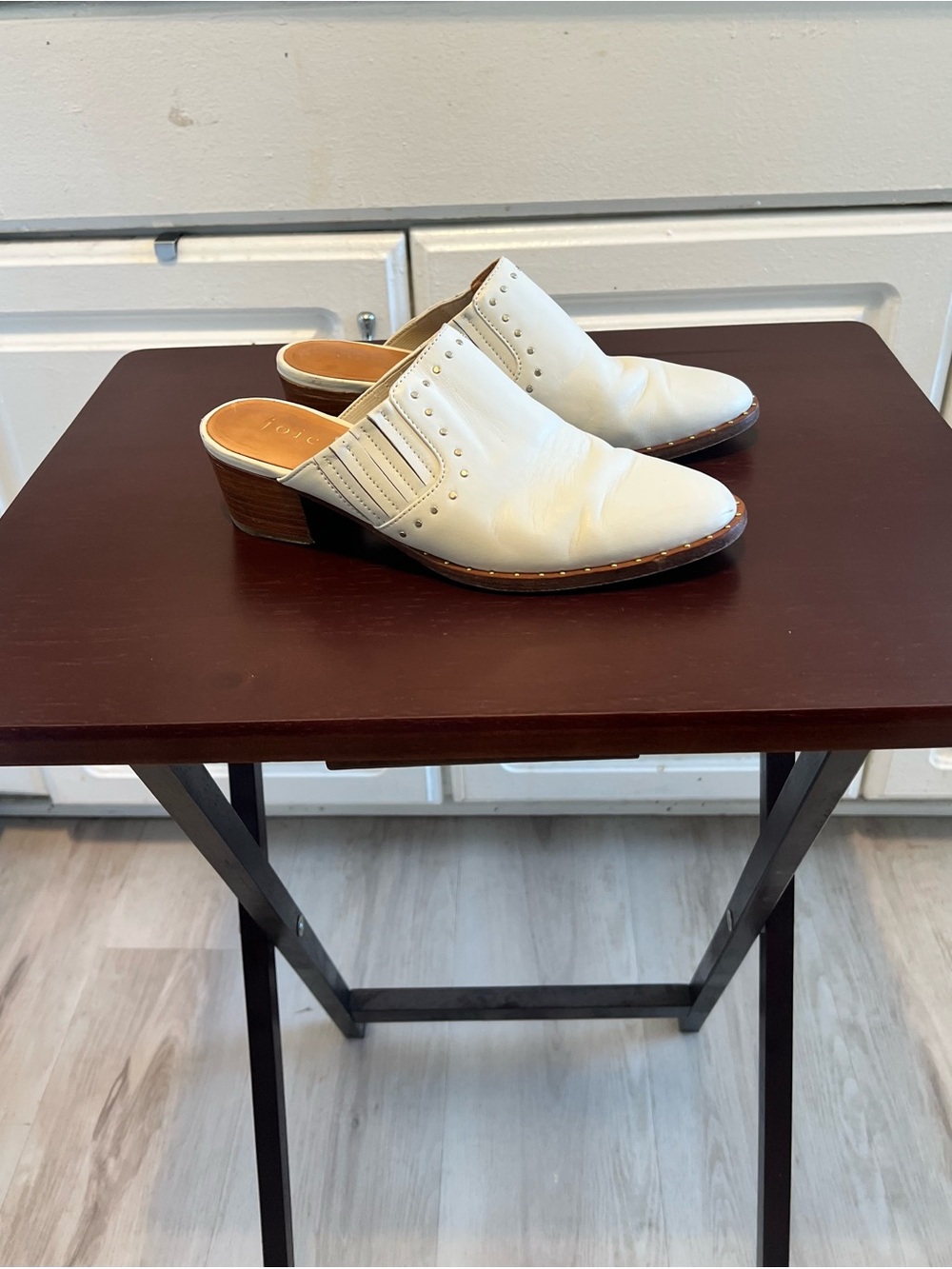 Joie Fayla Leather Studded Accents Mules Bock Heel Comfort Shoes Women's Sz 6.5